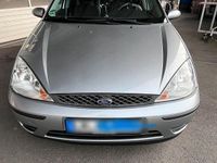 Gebraucht Ford Focus Ambiente 116 PS (85 kW) 2004 Grau Kombi