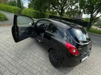 Używany Opel Corsa 70 KM (51 kW) 2010 Czarny Hatchback