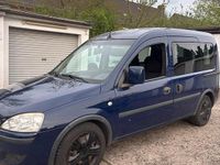Używany Opel Combo 90 KM (66 kW) 2011 Niebieski Minivan
