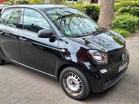 Second-hand Smart ForFour 70 CP (51 kW) 2015 Negru Hatchback