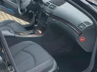 Gebraucht Mercedes E200 163 PS (119 kW) 2004 Schwarz Kombi