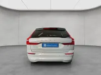 Gebraucht Volvo XC60 Core 250 PS (183 kW) 2024 Vapour grey 740 SUV