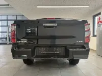 Uusi Isuzu D-Max 163 HP (119 kW) 2026 Musta Nouto