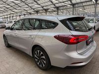 Gebraucht Ford Focus Titanium 116 PS (85 kW) 2023 Silber Kombi