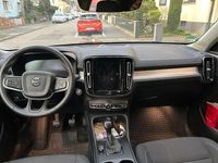 Gebraucht Volvo XC40 Momentum 129 PS (94 kW) 2022 Schwarz SUV