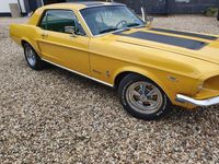 Second-hand Ford V8 1968 Galben Coupe