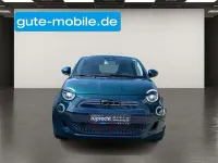 Gebraucht Fiat 500e Action 69 kW (95 PS) 2024 Colore esterno (ozean grãœn) Limousine