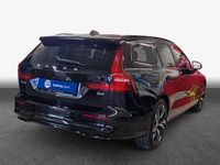 Gebraucht Volvo V60 145 PS (106 kW) 2025 Kombi