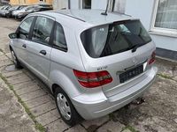 Gebraucht Mercedes B170 116 PS (85 kW) 2007 Starsilber Van / Kleinbus