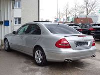 gebraucht Mercedes E320 Elegance Navi Leder Xenon GSD Memory PDC