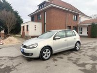Gebraucht VW Golf VI 90 PS (66 kW) 2010 Silber Kleinwagen
