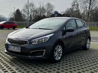 Gebraucht Kia Ceed 100 PS (73 kW) 2017 Grau Kleinwagen