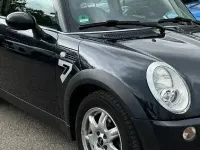 Gebraucht Mini Cooper 90 PS (66 kW) 2005 Schwarz Kleinwagen