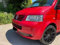 Gebraucht VW T5 131 PS (96 kW) 2004 Rot Van