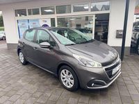 Gebraucht Peugeot 208 Active 82 PS (60 kW) 2018 Grau Kleinwagen