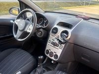 Gebraucht Opel Corsa Edition 90 PS (66 kW) 2007 Silber Kleinwagen