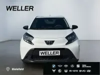 Gebraucht Toyota Aygo 72 PS (52 kW) 2023 Schneeweiß Kleinwagen