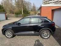 Gebraucht VW T-Roc Style 150 PS (110 kW) 2023 Schwarz SUV