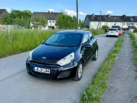 Gebraucht Kia Rio 86 PS (63 kW) 2012 Schwarz Limousine