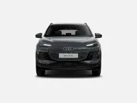 Nouă Audi Q6 e-tron Ambiente 185 kW (252 CP) 2026 Gri SUV