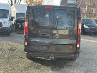Gebraucht Opel Vivaro 120 PS (88 kW) 2017 Schwarz Van / Kleinbus