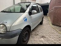 Gebraucht Renault Twingo 58 PS (42 kW) 2003 Silber Kleinwagen