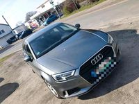 Gebraucht Audi A3 116 PS (85 kW) 2019 Silber Limousine