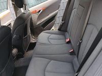 Gebraucht Mercedes E240 Classic 177 PS (130 kW) 2002 Silber Limousine