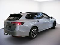 Gebraucht Skoda Superb Selection 150 PS (110 kW) 2025 Silber Kombi
