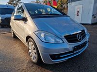 Gebraucht Mercedes A160 95 PS (69 kW) 2010 Silber Limousine