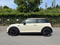 Gebraucht Mini ONE 75 PS (55 kW) 2016 Weiß Kleinwagen