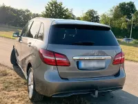 Gebraucht Mercedes 180 109 PS (80 kW) 2016 Grau Limousine