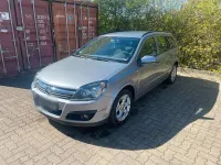 Second-hand Opel Astra 125 CP (91 kW) 2006 Gri Break