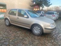 Gebraucht VW Golf IV Edition 105 PS (77 kW) 2001 Gold Kleinwagen