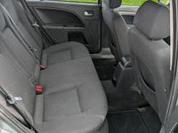 Gebraucht Ford Mondeo 125 PS (91 kW) 2005 Silber Kombi