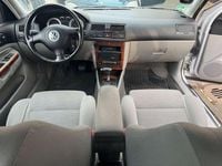 Gebraucht VW Bora Highline 116 PS (85 kW) 2000 Reflexsilber metallic (metallic) Limousine