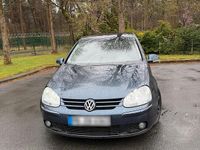 Gebraucht VW Golf V 105 PS (77 kW) 2004 Blau Kleinwagen