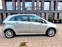 Gebraucht Mercedes B200 Avantgarde 136 PS (100 kW) 2009 Silber Van / Kleinbus