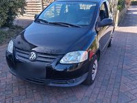 Gebraucht VW Fox 54 PS (39 kW) 2008 Schwarz Kleinwagen