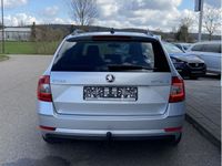 gebraucht Skoda Octavia Combi 2.0 TDI Style NAVI+SMART-LINK+GRA+AHK+SHZ+PDC+DAB+BLUETOOTH