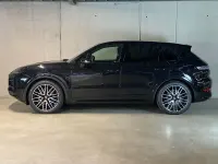 Nowe Porsche Cayenne Black Edition 470 KM (345 kW) 2026 Czarny SUV