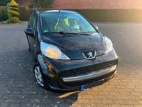 Gebraucht Peugeot 107 Urban Move 68 PS (50 kW) 2011 Schwarz Kleinwagen