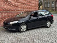 Usata Ford Focus Ambiente 101 CV (74 kW) 2017 Nero Berlina
