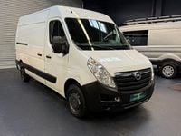 Gebraucht Opel Movano 131 PS (96 kW) 2018 Weiß Van / Kleinbus