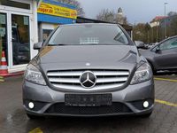 Gebraucht Mercedes B180 109 PS (80 kW) 2013 Grau Van / Kleinbus