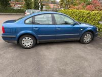 Second-hand VW Passat 101 CP (74 kW) 1999 Albastru Berlinǎ