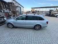 Gebraucht Skoda Superb Active 170 PS (125 kW) 2012 Silber Kombi