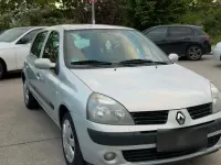 Używany Renault Clio II 107 KM (78 kW) 2004 Srebrny Hatchback