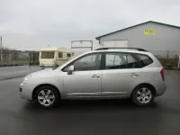 Gebraucht Kia Carens EX 144 PS (105 kW) 2009 Brilliantsilber met. Van / Kleinbus