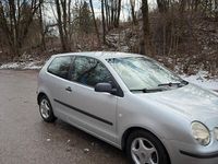 Gebraucht VW Polo 64 PS (47 kW) 2003 Silber Kleinwagen